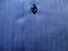 camicia tessuto chevron 100% cotone con contrasti e asole e bottoni blu